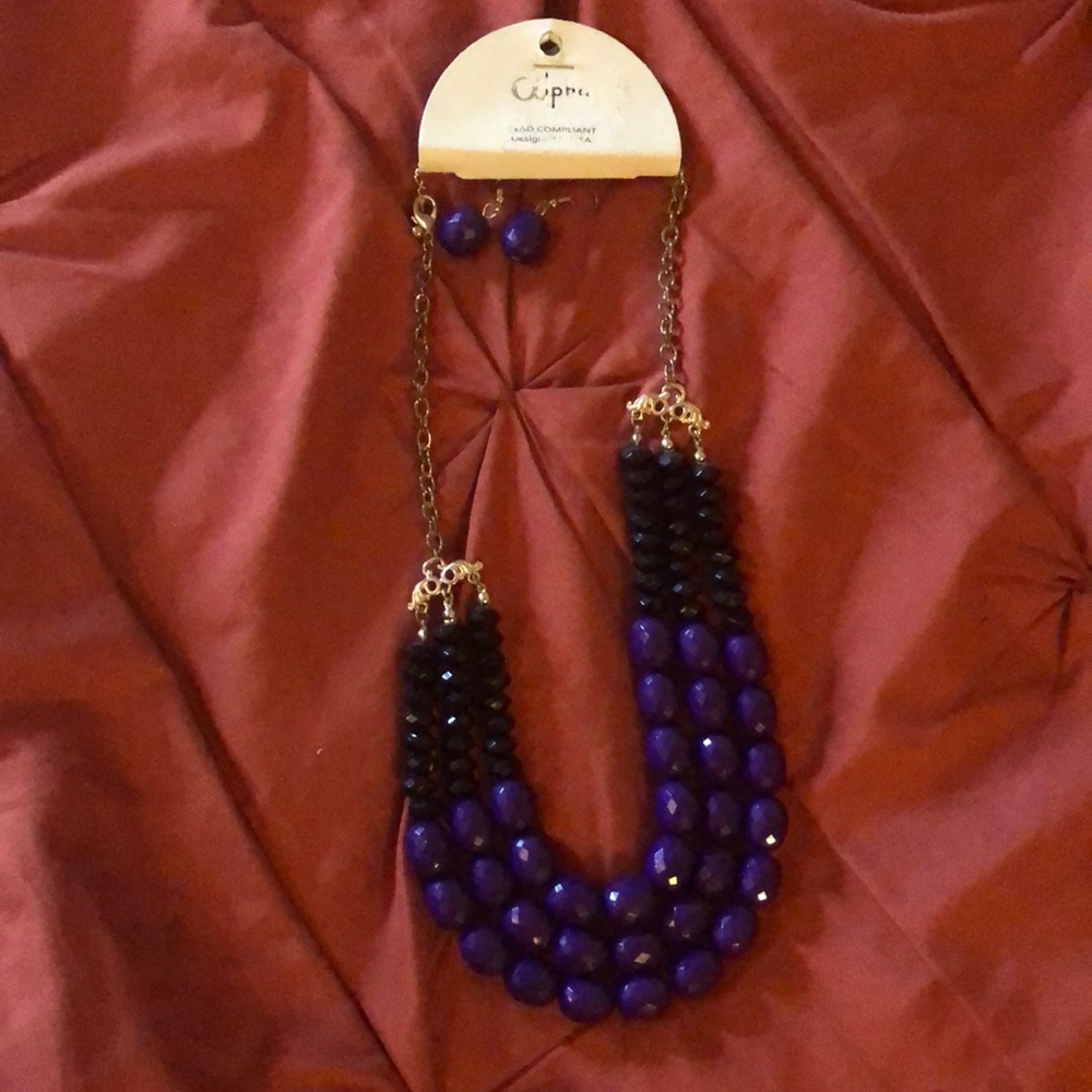 NEVER worn Necklace and earrings set